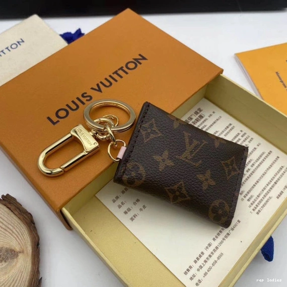 Cheap KEY LOUIS BAG POUCH CHARM VUITTON AND KIRIGAMI HOLDER 0731